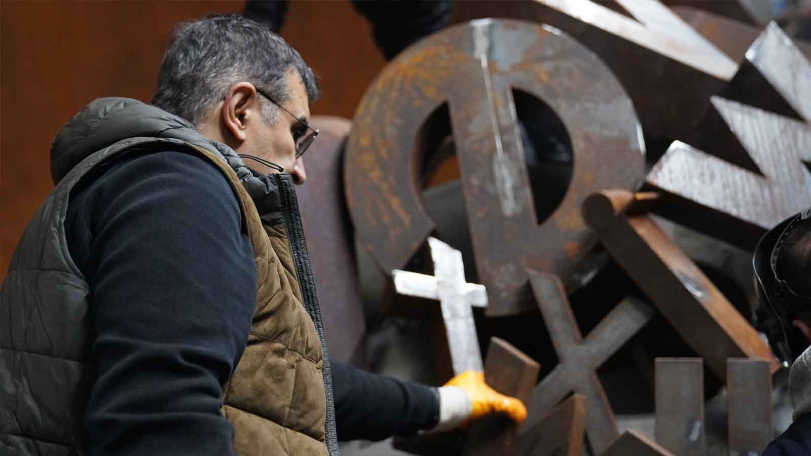 Ahmet Güneştekin’in Yeni Sergisi Göç, Bellek Ve Sanat